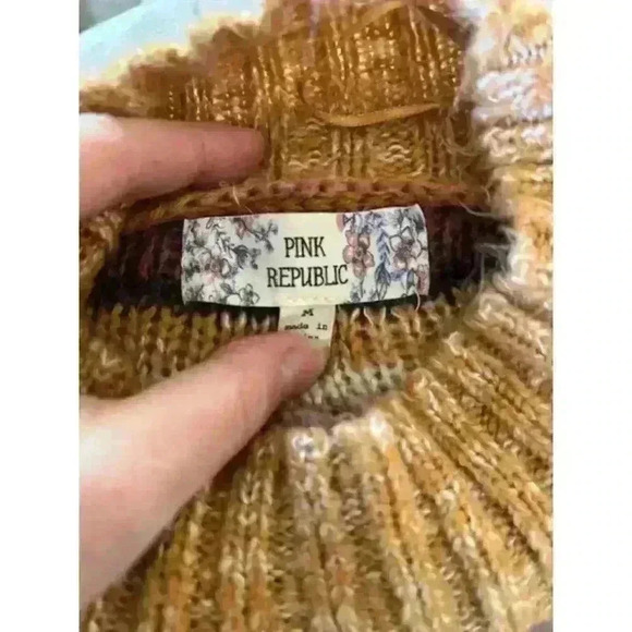 Pink Republic Multicolored Striped Sweater, Size Medium - Picture 5 of 5